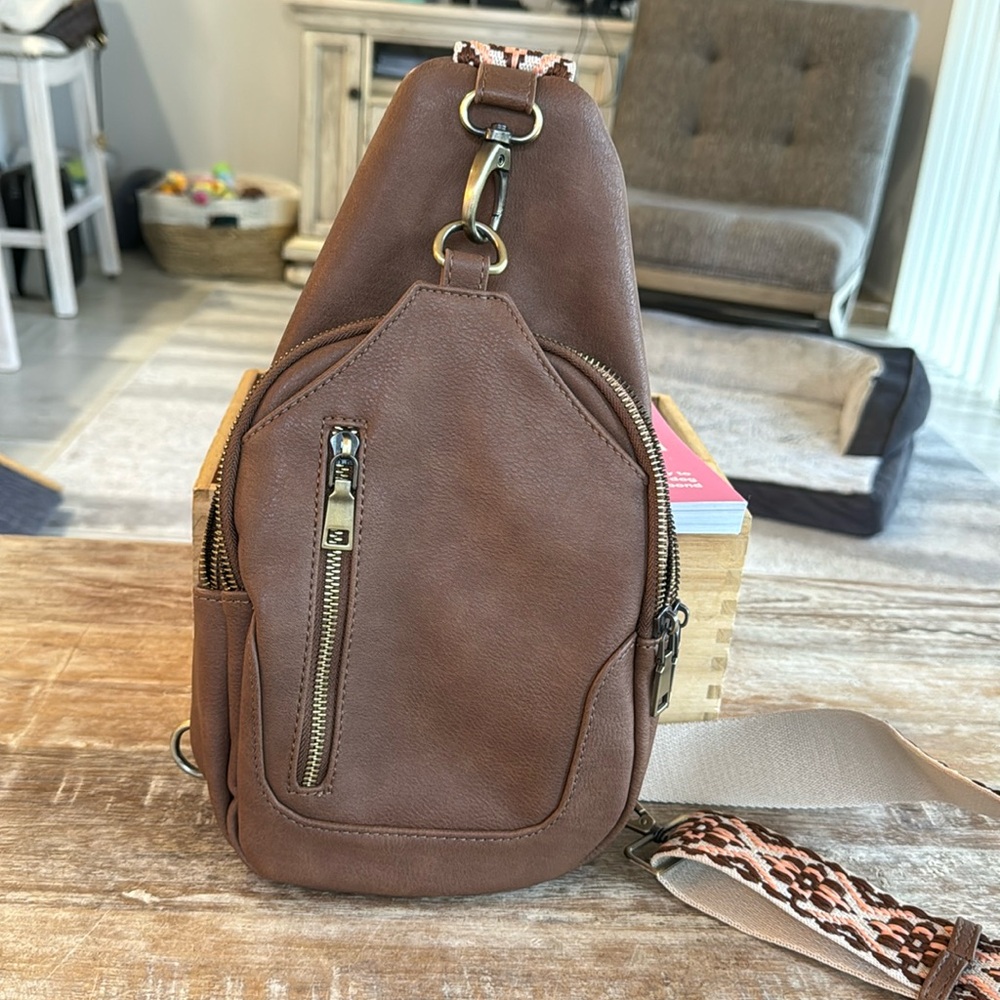 Crossbody bag